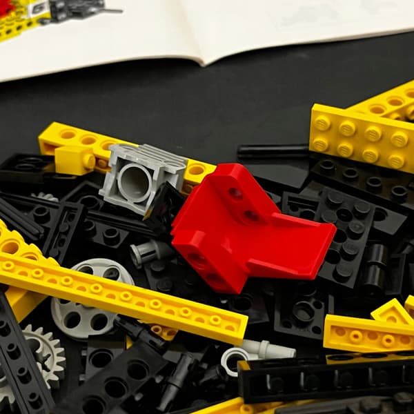 8850 LEGO Off-Road Car