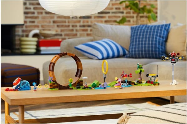 LEGO Sonic the Hedgehog 76994 Sonic’s Loop Challenge in Green Hill Zone