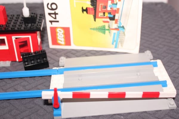 Lego CITY TOWN TRAIN 146 INSTRUCTIONS Level Crossing SET