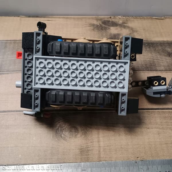 LEGO TECHNIC tracked vehicle building set