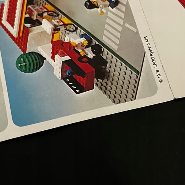377 LEGO Instructions