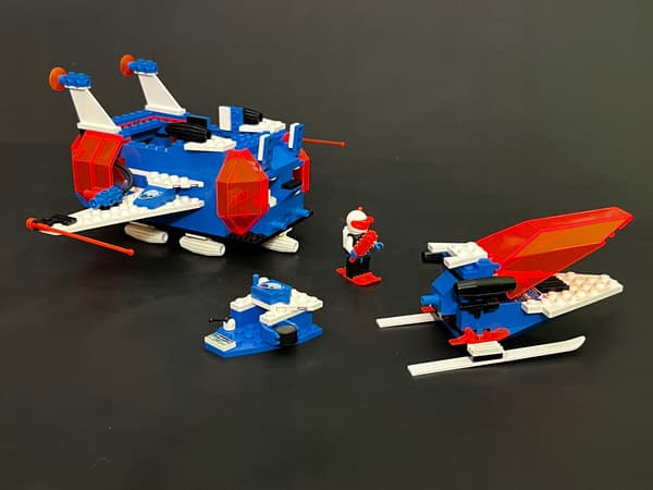 6973 LEGO Cruiser from the Ice Planet