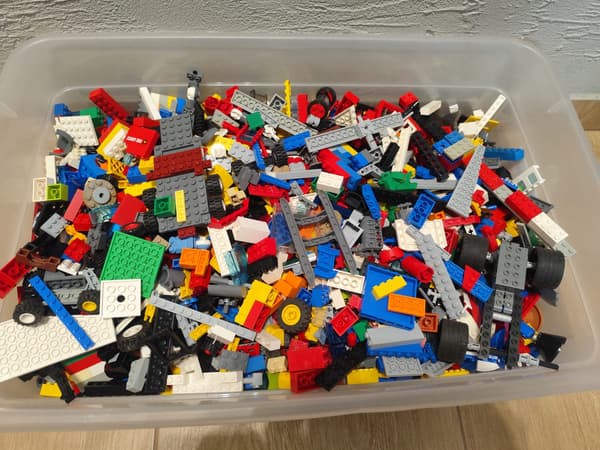 Lego Mix bricks, 4.4 kg, V7