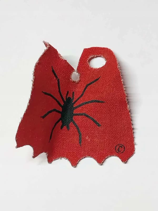 155b2.. Lego System Witch’s Cape BB0190PB02 C. Red Spider