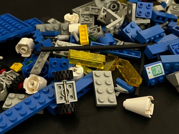 920 LEGO Alpha-1 Base