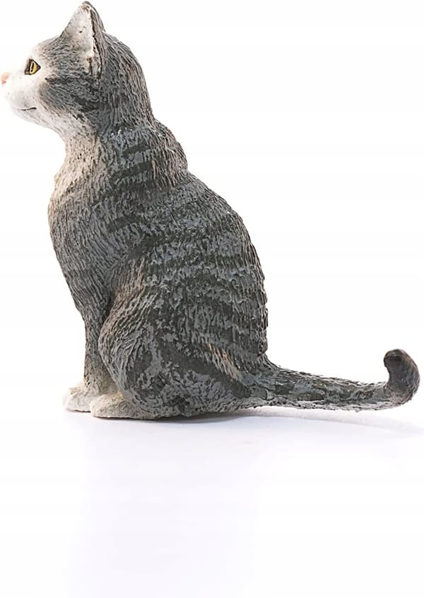 SITTING CAT [FIGURINE]