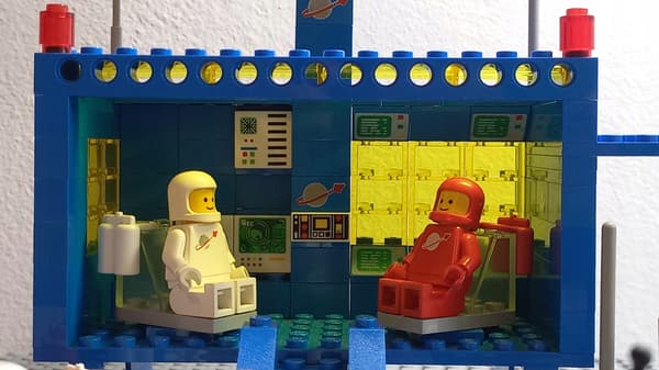 LEGO Classic Space Command Centre 493-1