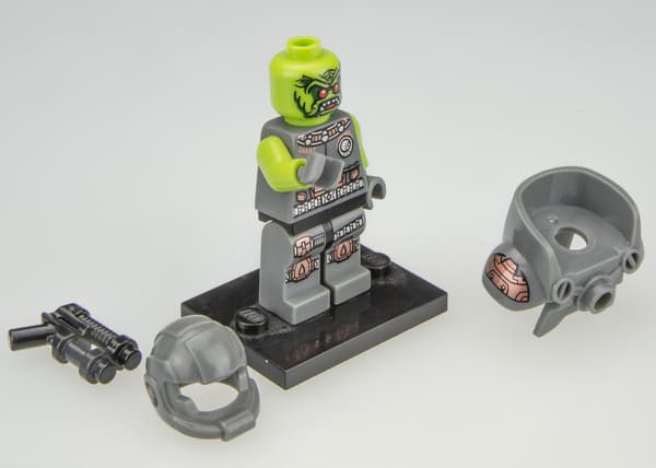 Lego Minifigure col139 Alien Avenger Alien