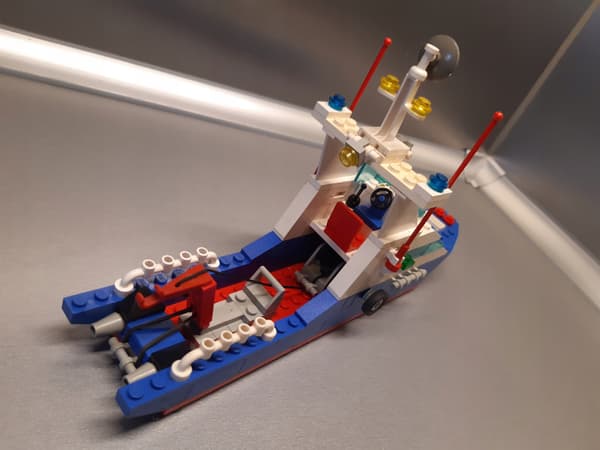 LEGO 6353 Coastal Cutter (No. 2)