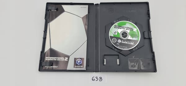 NINTENDO GAMECUBE INTERNATIONAL SUPERSTAR SOCCER 2