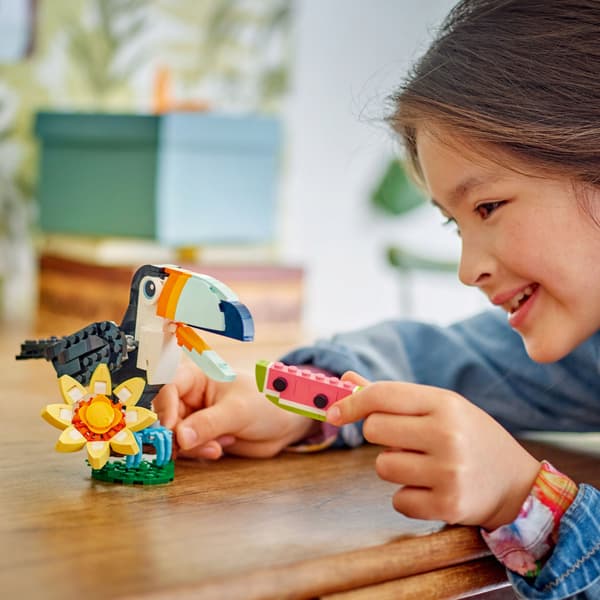 LEGO Creator 3-in-1 Wild Animals: Tropical Toucan 31173