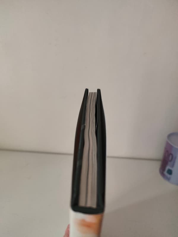 Halo: Graphic Novel – a comic book in English, hardback