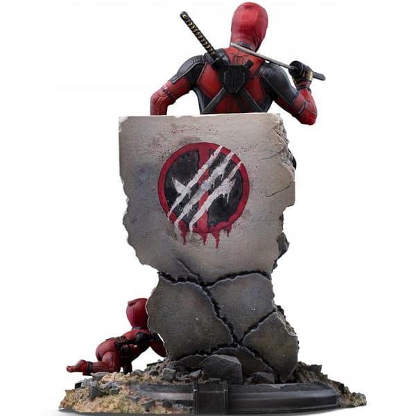 Iron Studios Deadpool & Wolverine – Deadpool, 1:10 – 21 cm