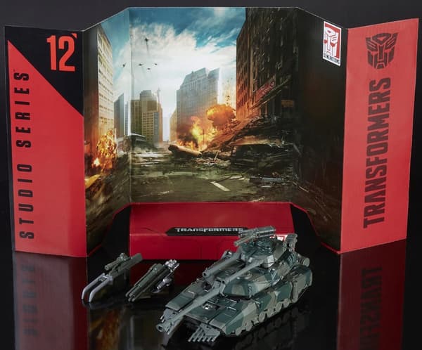 Transformers Generations Decepticon Brawl Studio Series Figure