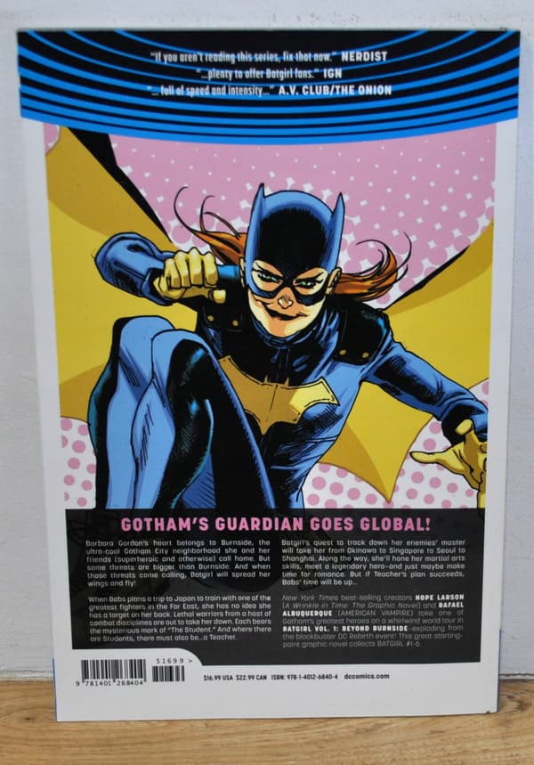 IDEAL Batgirl 1: Beyond Burnside SC ENGLISH