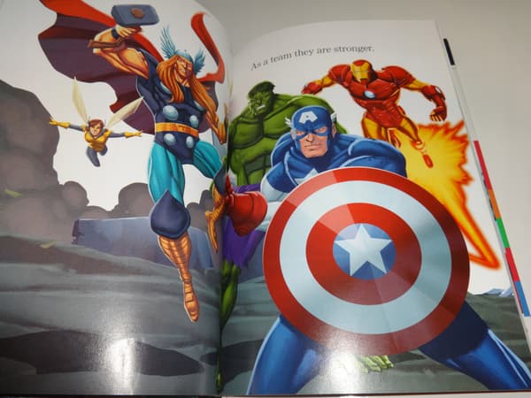 World of Reading: MARVEL SUPER HEROES LEVEL 1 and 2