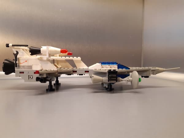 LEGO Classic Space 6929 Starfleet Voyager
