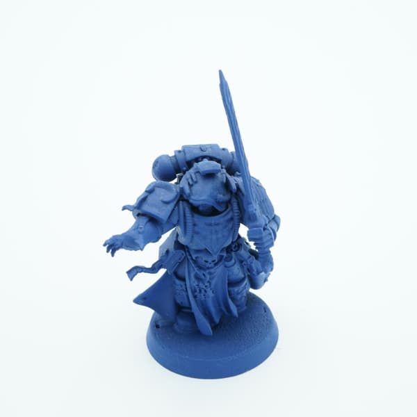 Warhammer 40k Dark Vengeance Dark Angels Librarian plastic figurine