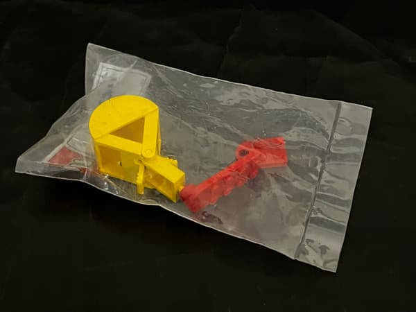 1125 LEGO crane elements