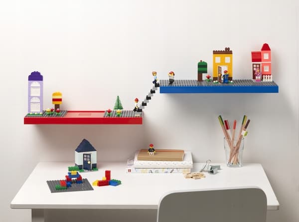 LEGO WALL SHELF WITH 3 BUILDING PLATES – BLUE 40130801