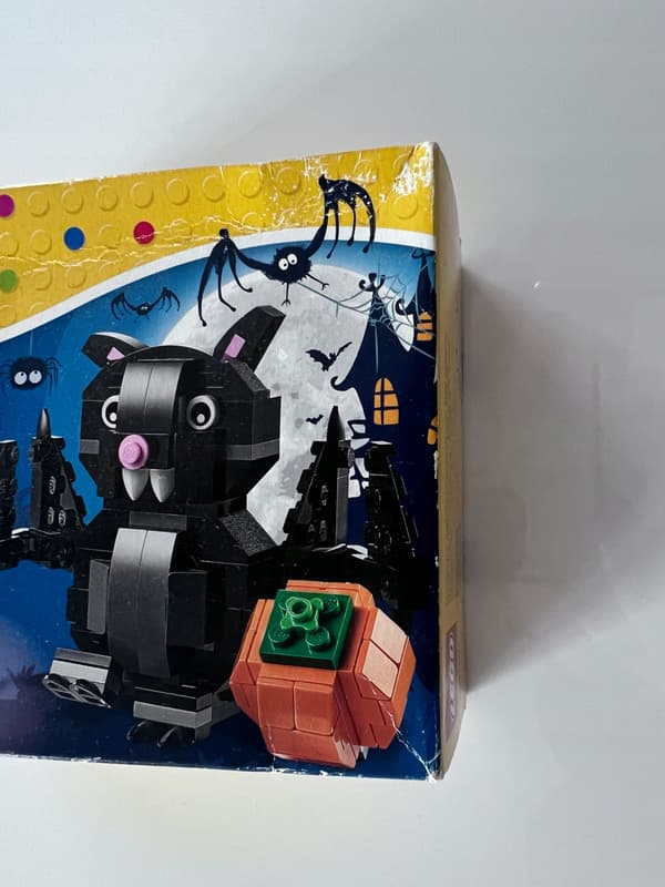 LEGO 40090 Creator BrickHeadz Halloween Bat from 2014