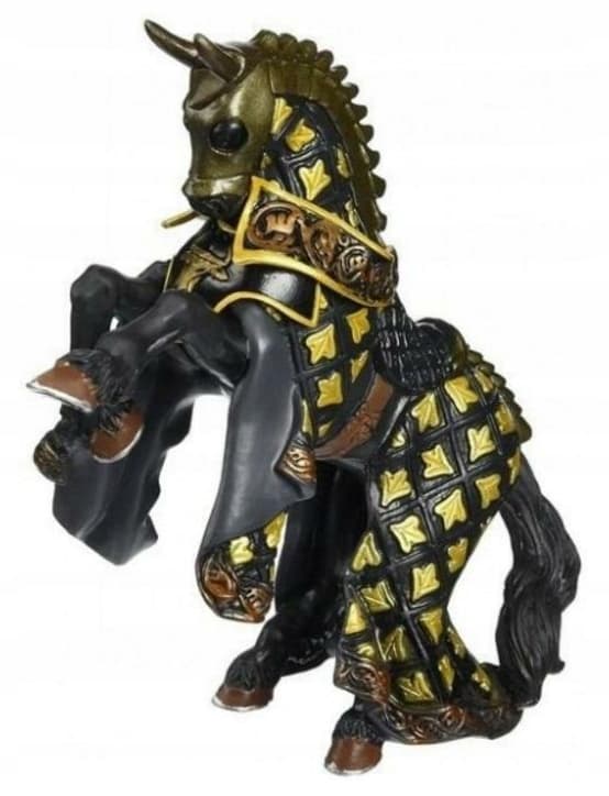 The Master’s horse with a bull’s horn