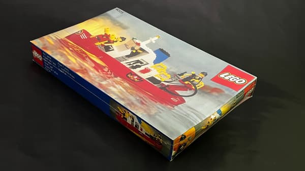 4025 LEGO Fire Engine