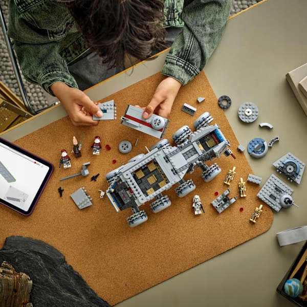 LEGO Star Wars 75413 Republic Juggernaut Tank