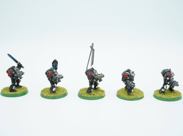 Warhammer 40k Black Templars Terminator Squad – set of 9 plastic miniatures