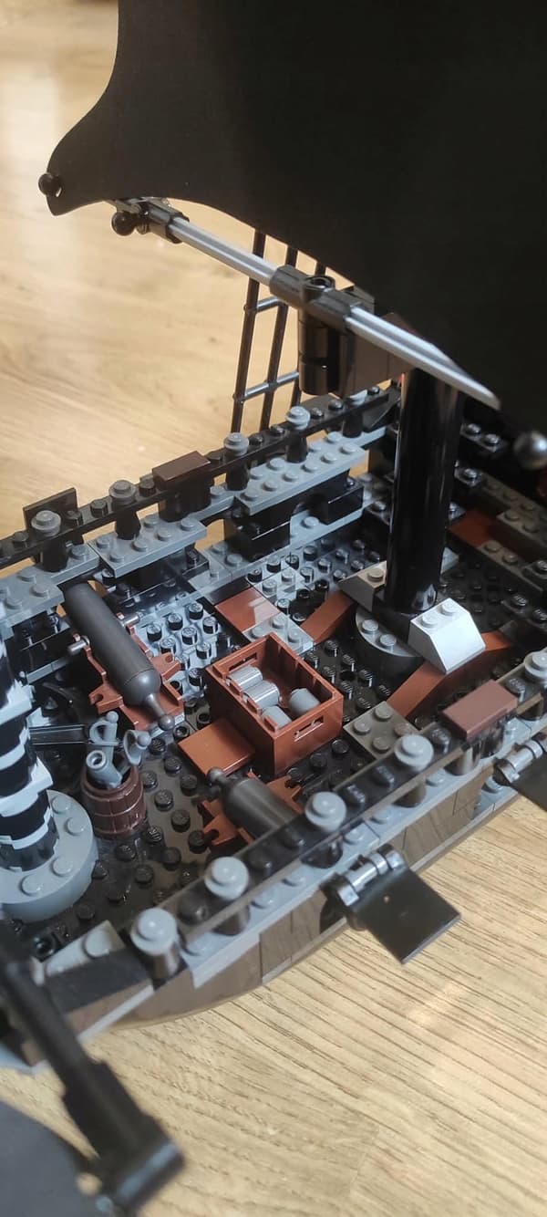 LEGO Pirates 4184 The Black Pearl Ship