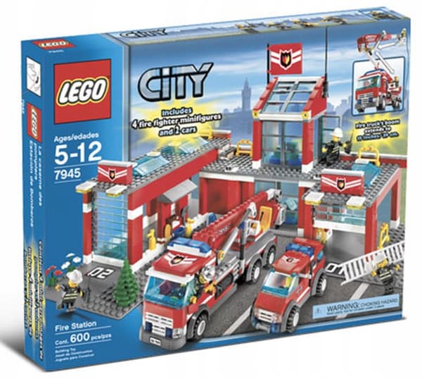 LEGO CITY 7945 Fire Brigade: Fire Station