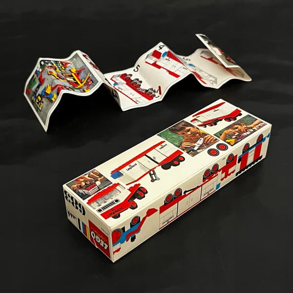 683 LEGO Lorry