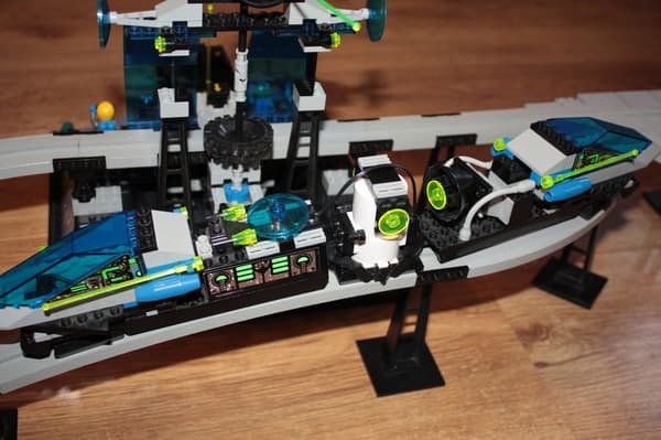 Lego Space 6991 Monorail Space Transport Base