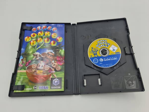 NINTENDO GAMECUBE SUPER MONKEY BALL