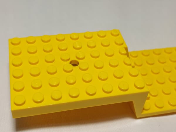 LEGO Train Chassis 2972b, yellow