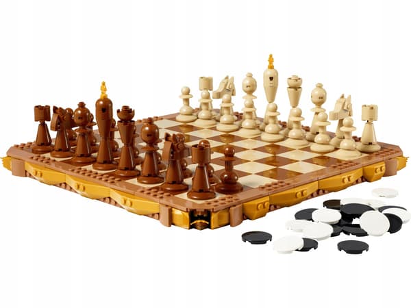 LEGO 40719 Chess: A traditional chess set