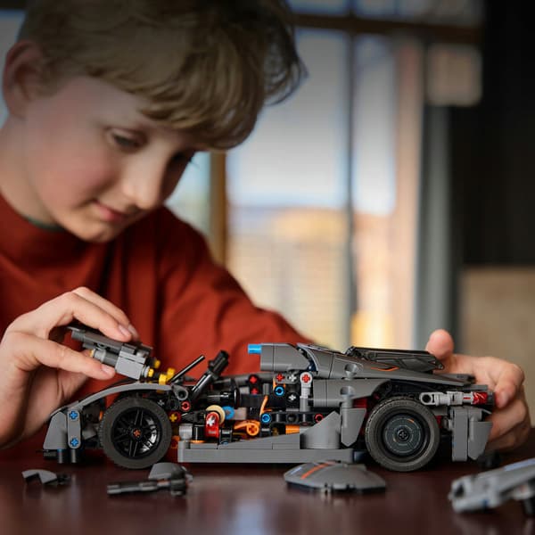 LEGO Technic 42173 Koenigsegg Jesko Absolut Grey Hypercar