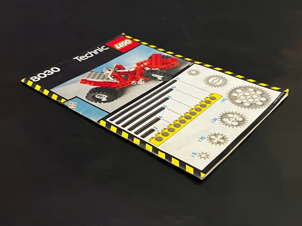 8030 LEGO Universal Set