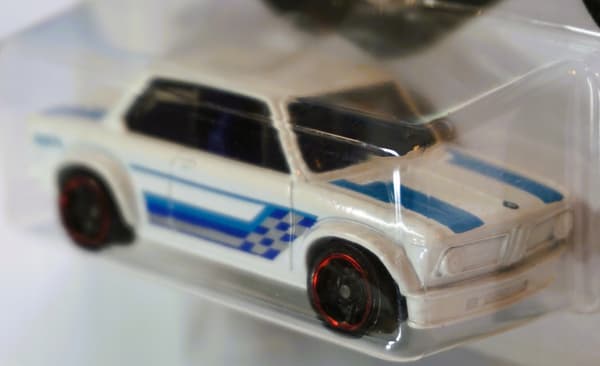 HOT WHEELS BMW 2002 UNIQUE 2015 NEW SPRING-DRIVEN TOY CAR
