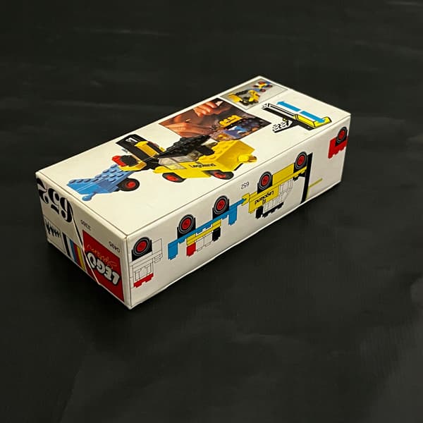 652 LEGO Forklift and Trailer