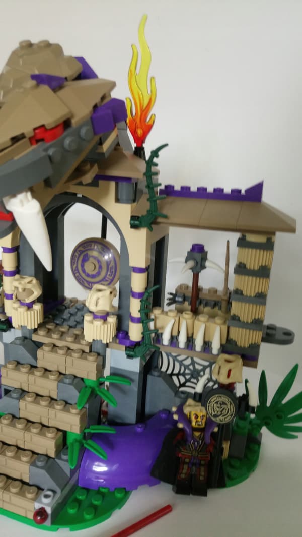 LEGO Ninjago: 70749 – The Serpent’s Gate