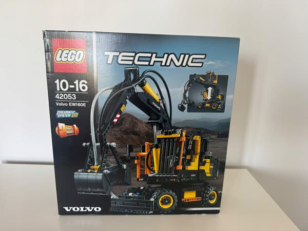 LEGO Technic 42053 Volvo EW160E