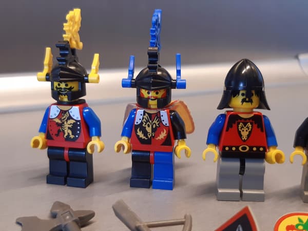 LEGO Castle 6105 Medieval Knights (No. 4)