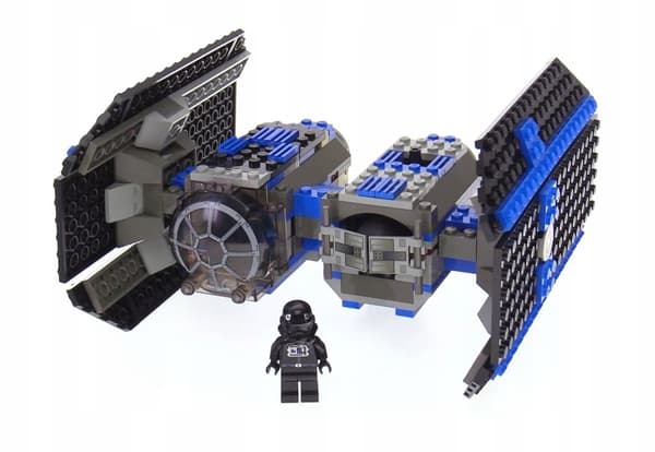 LEGO Star Wars: 4479 – TIE bomber