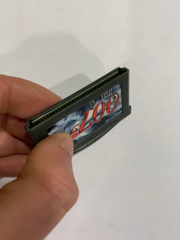 Nintendo Game Boy Advance game: 007 Everything or Nothing