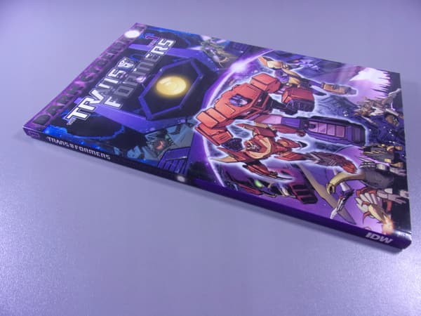 THE TRANSFORMERS: DARK CYBERTRON 1, 2014, English-language edition