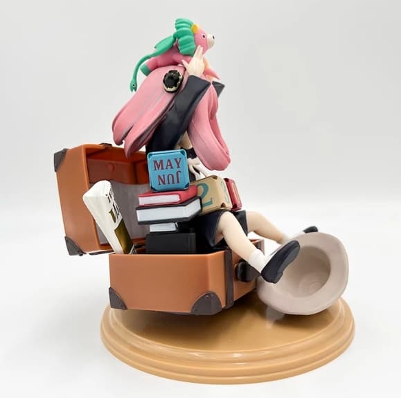 15cm Anya Forger anime figurine – a gift