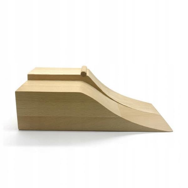 A solid wood toe-skate ramp for practising Ollies, with an elegant design – Location G