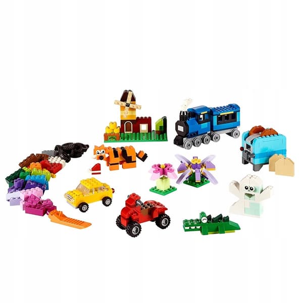 LEGO Classic Creative Bricks – Medium Box: Cars and Animals Set