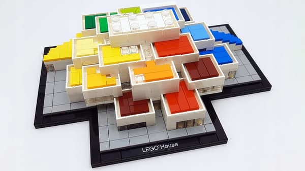 LEGO Architecture 21037 House